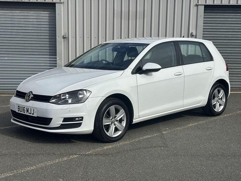 Used VW Golf VII Edition 110 HP (80 kW) 2016 White Hatchback