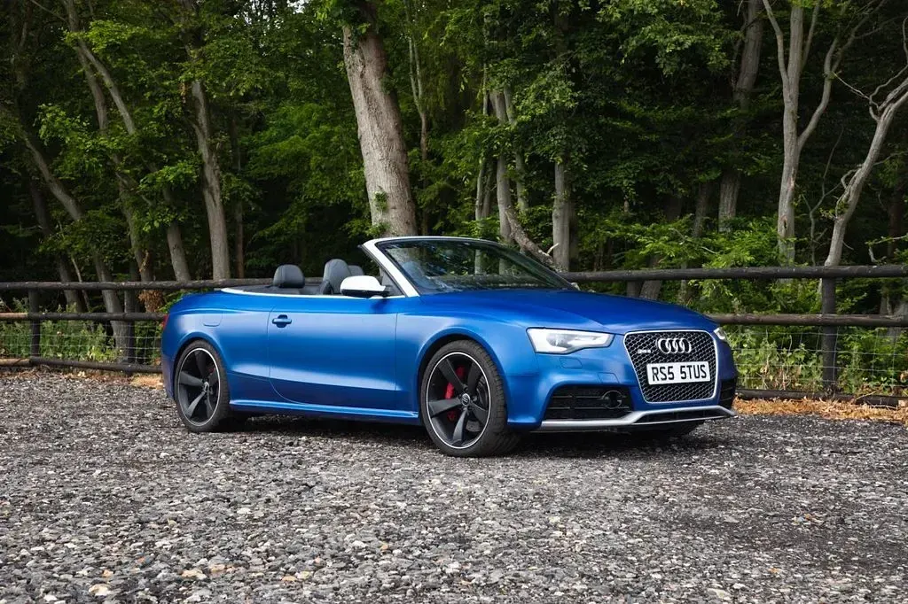 Used Audi RS5 Advanced 450 HP (330 kW) 2015 Blue Cabriolet