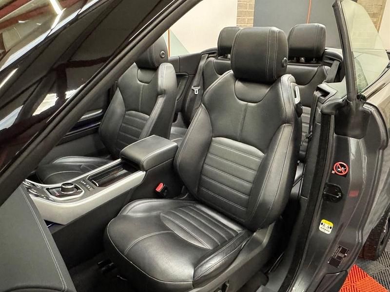 Used Land Rover Range Rover evoque HSE Dynamic 240 HP (176 kW) 2018 Grey metallic Cabriolet