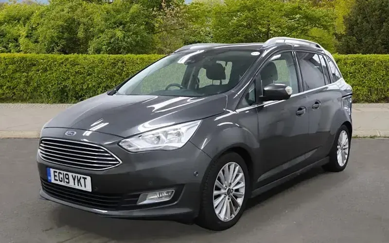 Used Ford Grand C-Max Titanium 150 HP (110 kW) 2019 Grey MPV