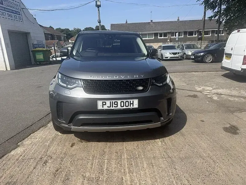 Used Land Rover Discovery HSE 306 HP (225 kW) 2019 Grey SUV