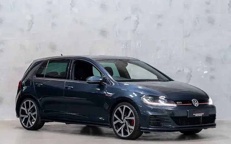 Used VW Golf VII GTI 230 HP (169 kW) 2018 Hatchback