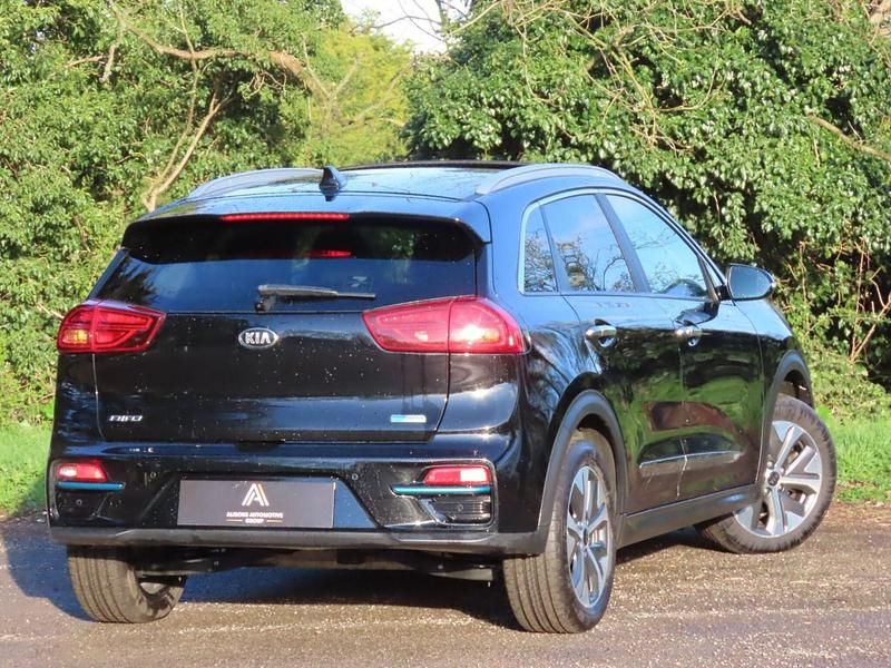 Used Kia Niro 150 kW (204 HP) 2021 Black SUV