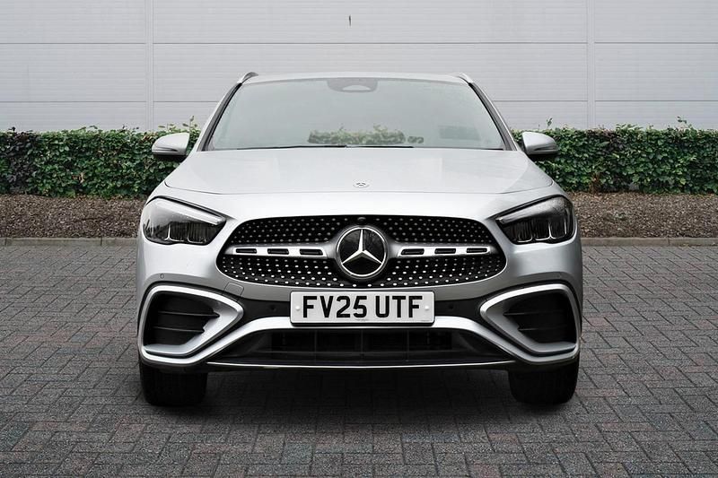 Used Mercedes GLA250 Executive 2025 Silver SUV