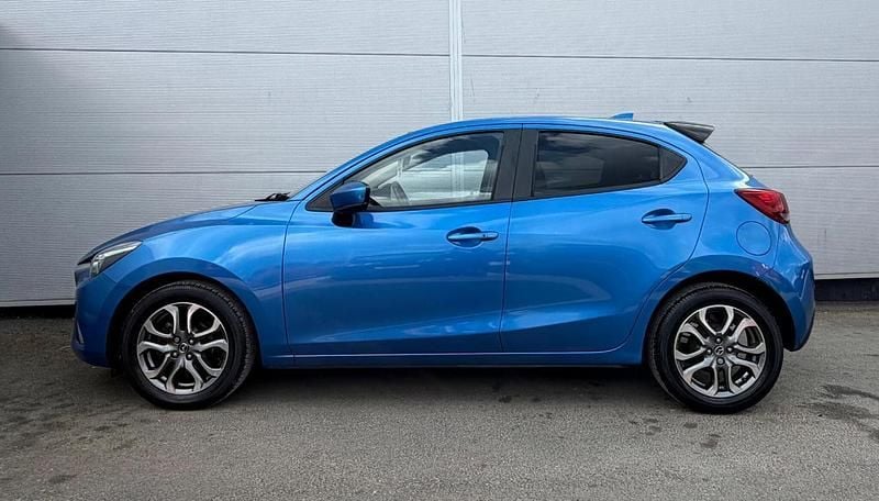Used Mazda 2 Inclusive 89 HP (65 kW) 2018 Blue