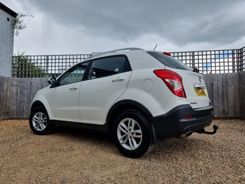 Used SsangYong Korando 178 HP (130 kW) 2019 White SUV