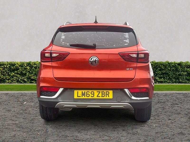 Used MG ZS Exclusive 111 HP (81 kW) 2019 Orange SUV