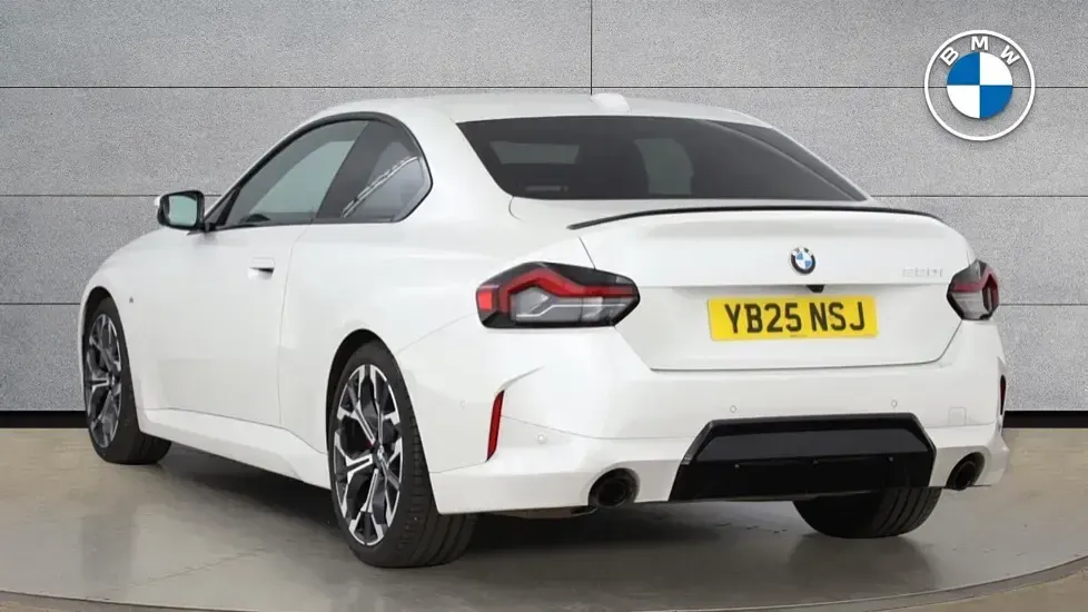 Usado BMW 220 M Sport 181 CV (133 kW) 2025 Blanco Coupe
