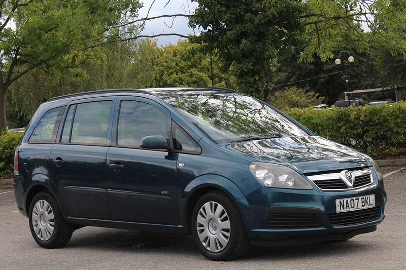 Turquoise Used 2007 Vauxhall Zafira MPV | £1,490 (Fair price) - Image 1/4