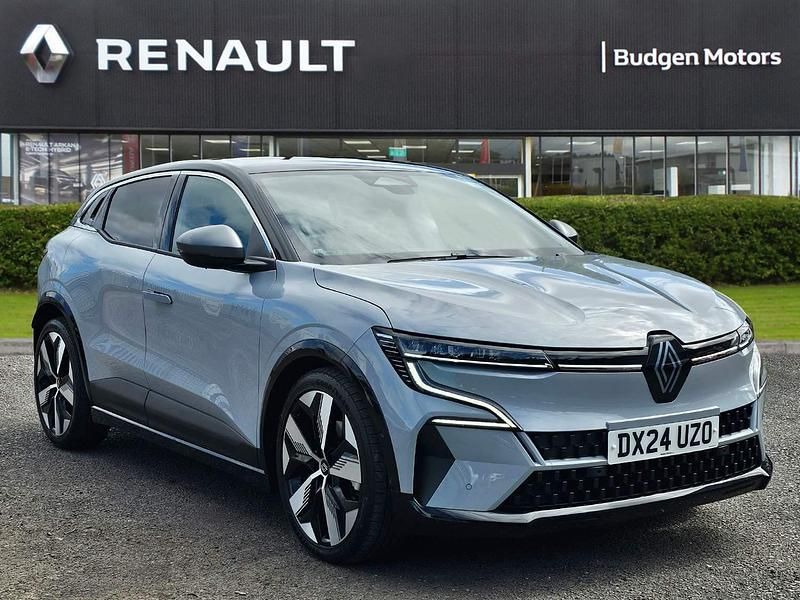 Used Renault Megane E-Tech Techno 160 kW (218 HP) 2024 Grey/black Hatchback