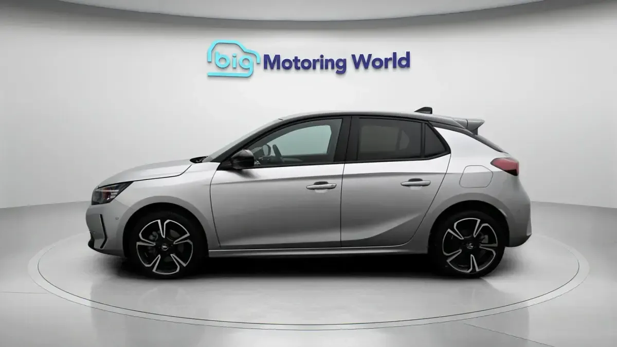 Used Vauxhall Corsa Ultimate 101 HP (74 kW) 2025 Grey Hatchback