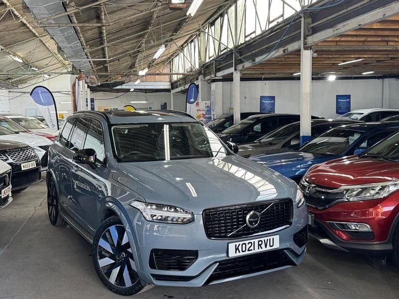 Grey Used 2021 Volvo XC90 R-Design Pro SUV | £45,350 (Fair price) - Image 1/2
