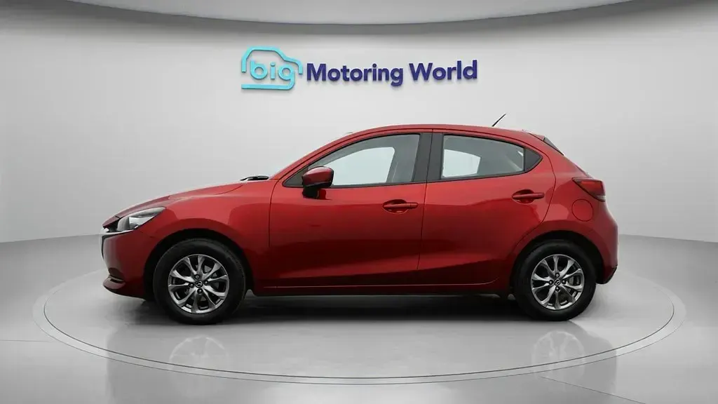 Używany Mazda 2 75 KM (55 kW) 2023 Czerwony Hatchback