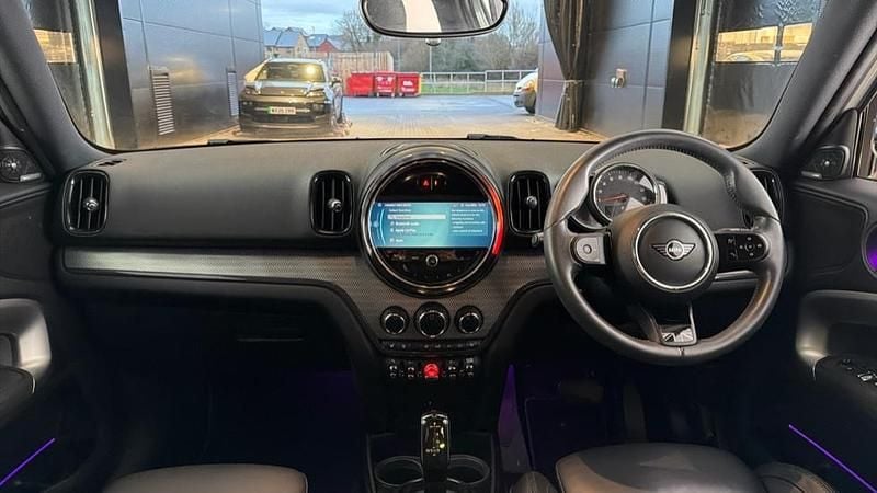 Used Mini Cooper Countryman Exclusive 134 HP (98 kW) 2022 Silver SUV