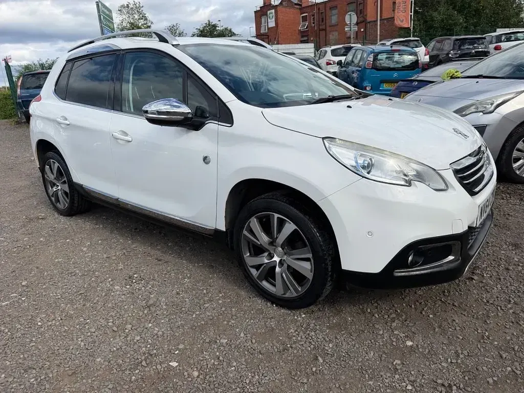 Used Peugeot 2008 Crossway 92 HP (67 kW) 2014 White SUV