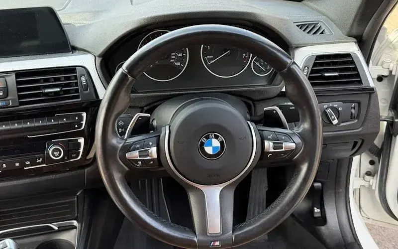 Used BMW 330e M Sport 252 HP (185 kW) 2018 White Sedan