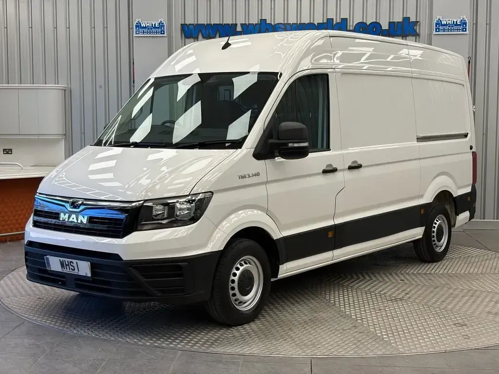 Used MAN TGE 140 HP (102 kW) 2023 White Van
