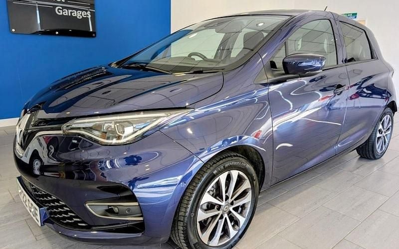 Used 2022 Renault Rapid GT-Line Hatchback | £11,650 (Fair price) - Image 1/4