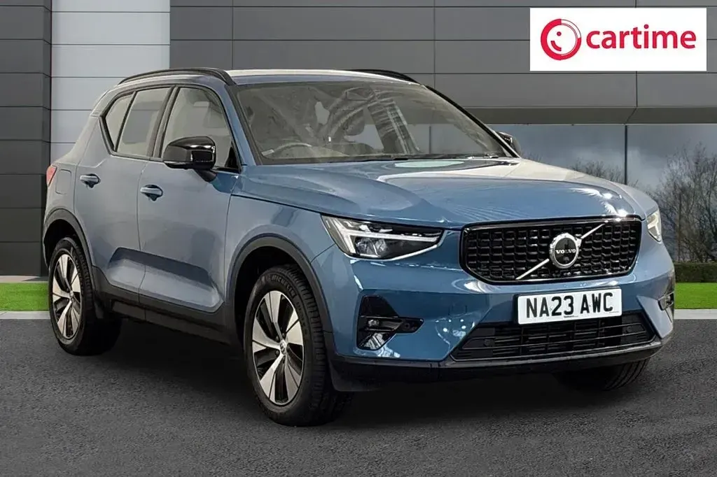 Used Volvo XC40 Plus 211 HP (155 kW) 2023 SUV