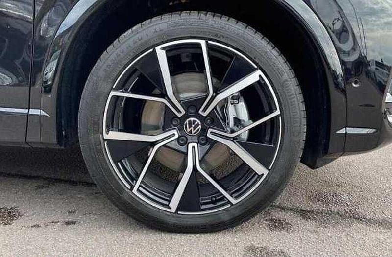 Used VW Tiguan R-line 150 HP (110 kW) 2025 Black SUV