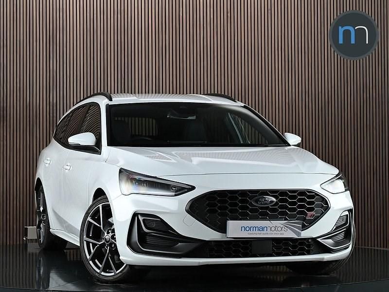 Used Ford Focus ST 2023 White Estate
