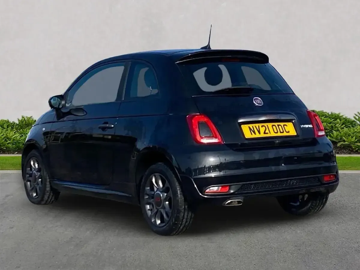 Gebraucht Fiat 500 Sport 70 PS (51 kW) 2021 Schwarz Kleinwagen