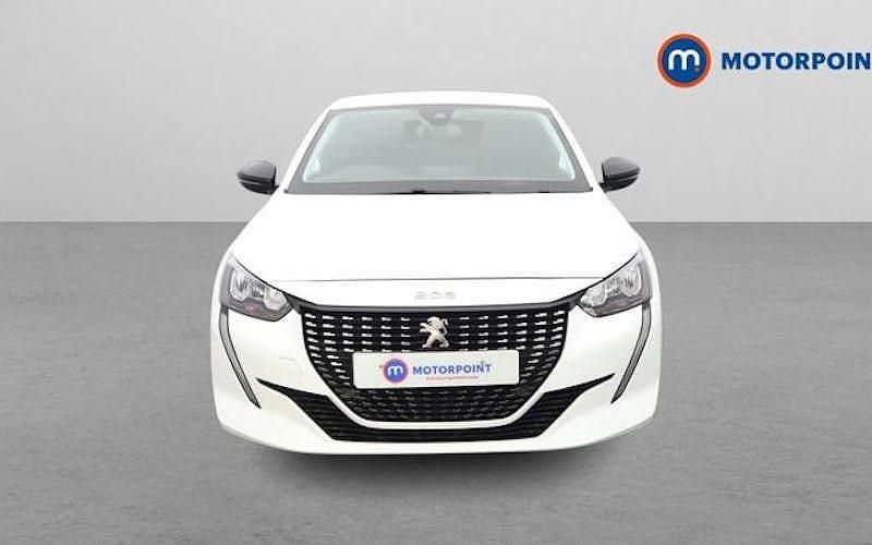 Used Peugeot 208 Allure+ 131 HP (96 kW) 2023 White Hatchback