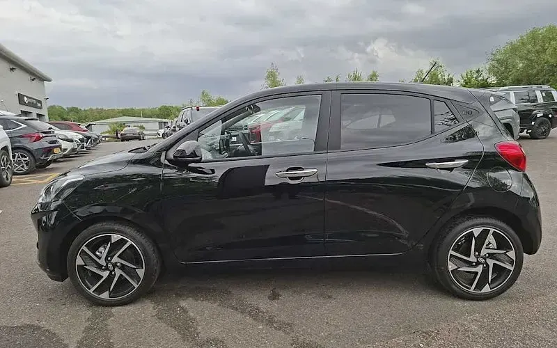 Neu Hyundai i10 Premium 79 PS (58 kW) 2026 Kleinwagen