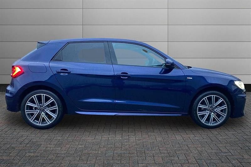 Used Audi A1 S-Line 116 HP (85 kW) 2025 Navarra blue SUV