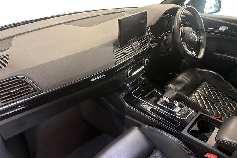 Used Audi Q5 Advanced 265 HP (194 kW) 2022 Blue SUV