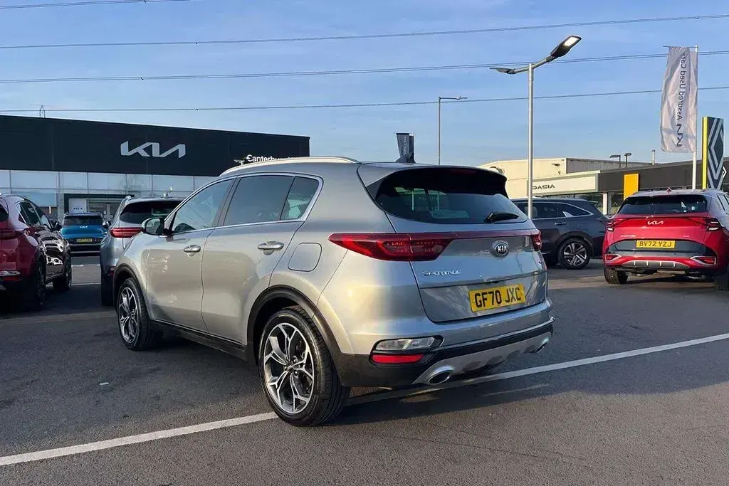 Second-hand Kia Niro 141 CP (103 kW) 2021 Argintiu SUV