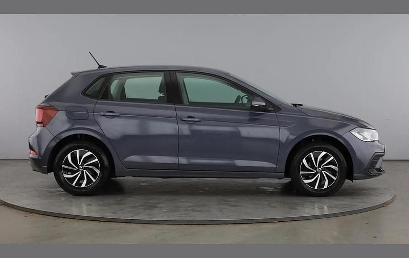 Used VW Polo Life 95 HP (69 kW) 2024 Grey Hatchback