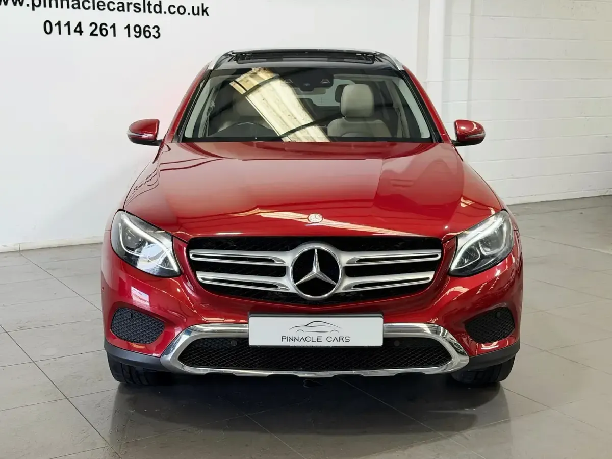 Used Mercedes GLC220 Premium Plus 167 HP (122 kW) 2016 Red SUV