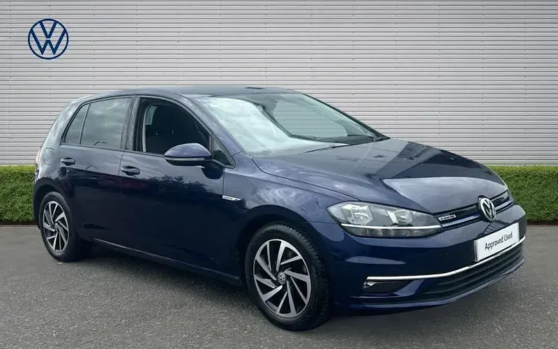 Used VW Golf VII Match 131 HP (96 kW) 2019 Hatchback