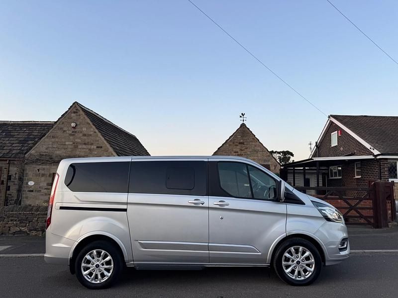 Used Ford Tourneo Titanium 2018 Silver MPV