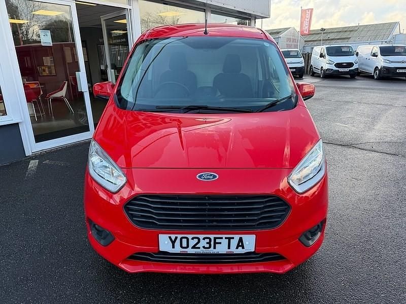 Used Ford Transit Limited 99 HP (72 kW) 2023 Red Van