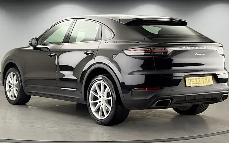 Używany Porsche Cayenne 340 KM (250 kW) 2022 Czarny SUV