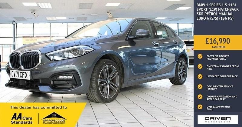 Used BMW 118 Sport Line 136 HP (100 kW) 2021 Grey Hatchback