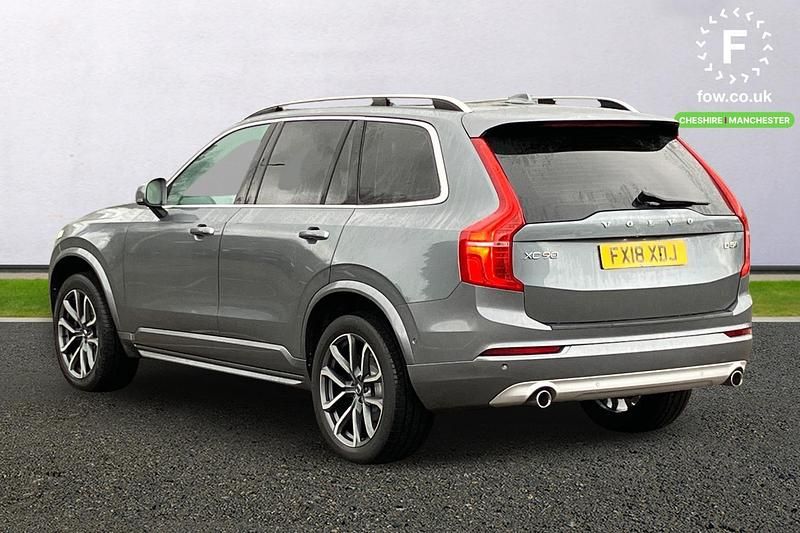 Used Volvo XC90 Momentum 235 HP (172 kW) 2018 Grey SUV