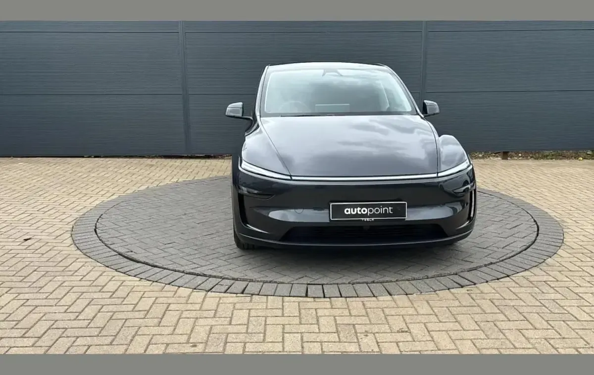Used Tesla Model Y Long Range AWD 378 kW (514 HP) 2025 Grey SUV
