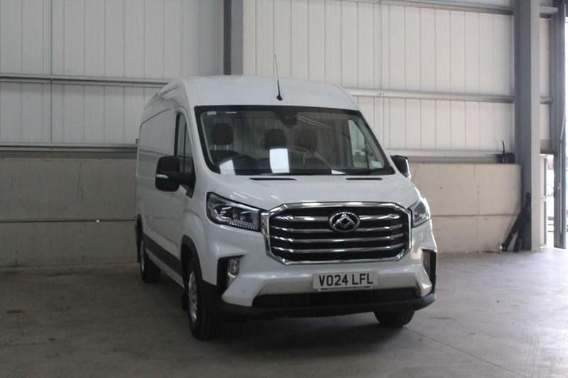 Used Maxus V90 163 HP (119 kW) 2024 White Van