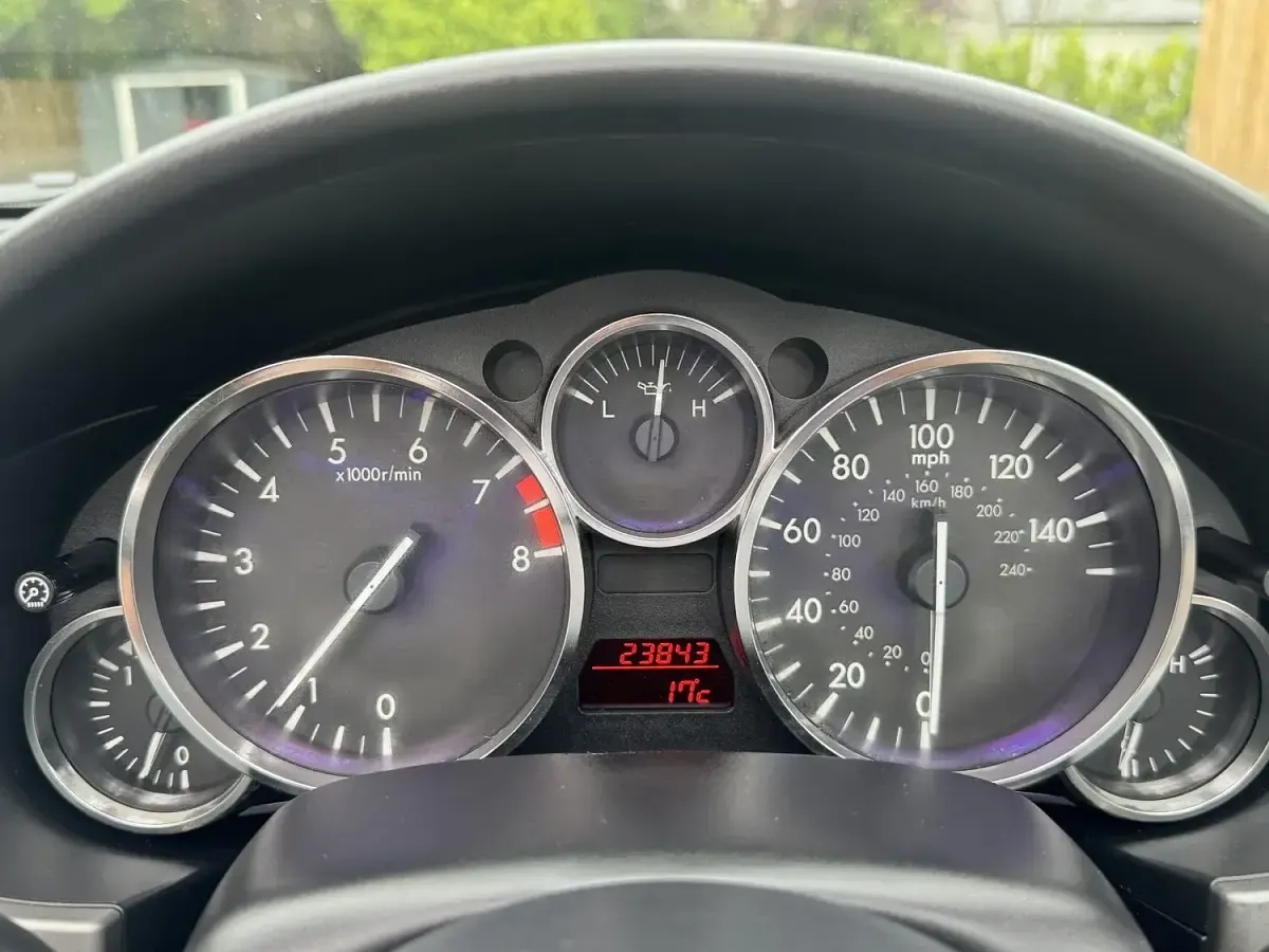 Used Mazda MX5 160 HP (117 kW) 2011 Grey Cabriolet