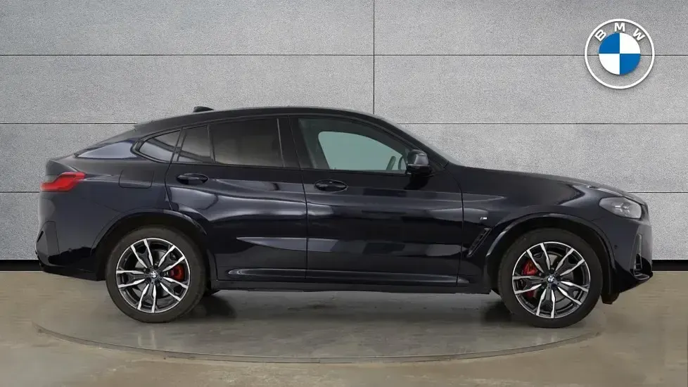 Usado BMW X4 M Sport 187 CV (137 kW) 2025 Negro SUV