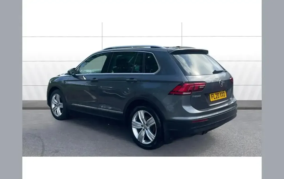 Usado VW Tiguan Match 150 HP (110 kW) 2020 Cinzento SUV