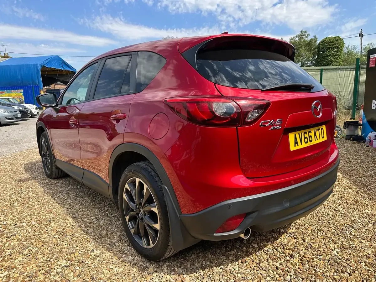 Used Mazda CX-5 Inclusive 175 HP (128 kW) 2016 Red SUV