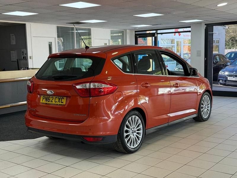 Used Ford C-MAX Titanium 125 HP (91 kW) 2012 Red MPV