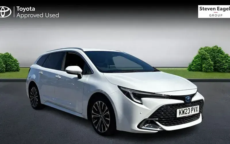 Used Toyota Corolla Design 140 HP (102 kW) 2026 Estate