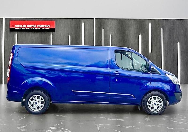 Used Ford Transit Custom Limited 155 HP (114 kW) 2016 Blue Van