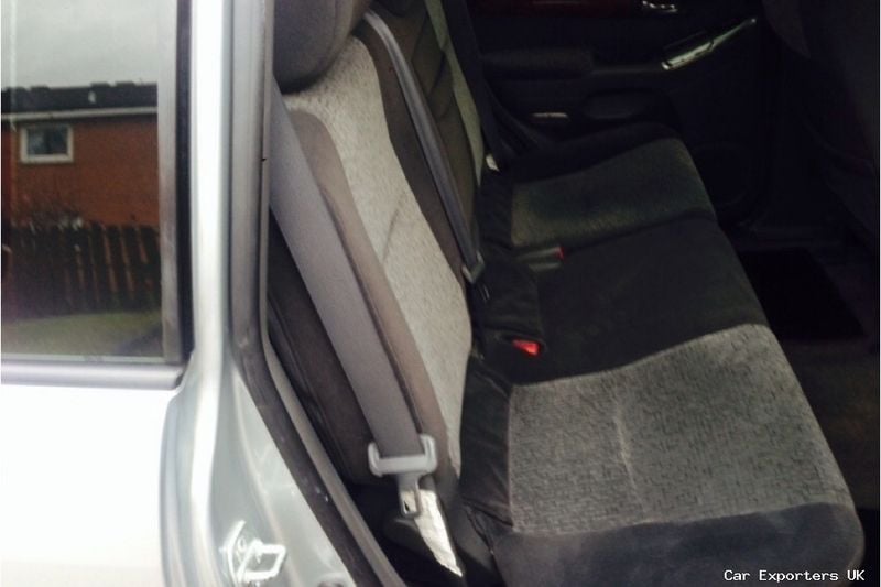 Used Toyota Land Cruiser 164 HP (120 kW) 2005 SUV