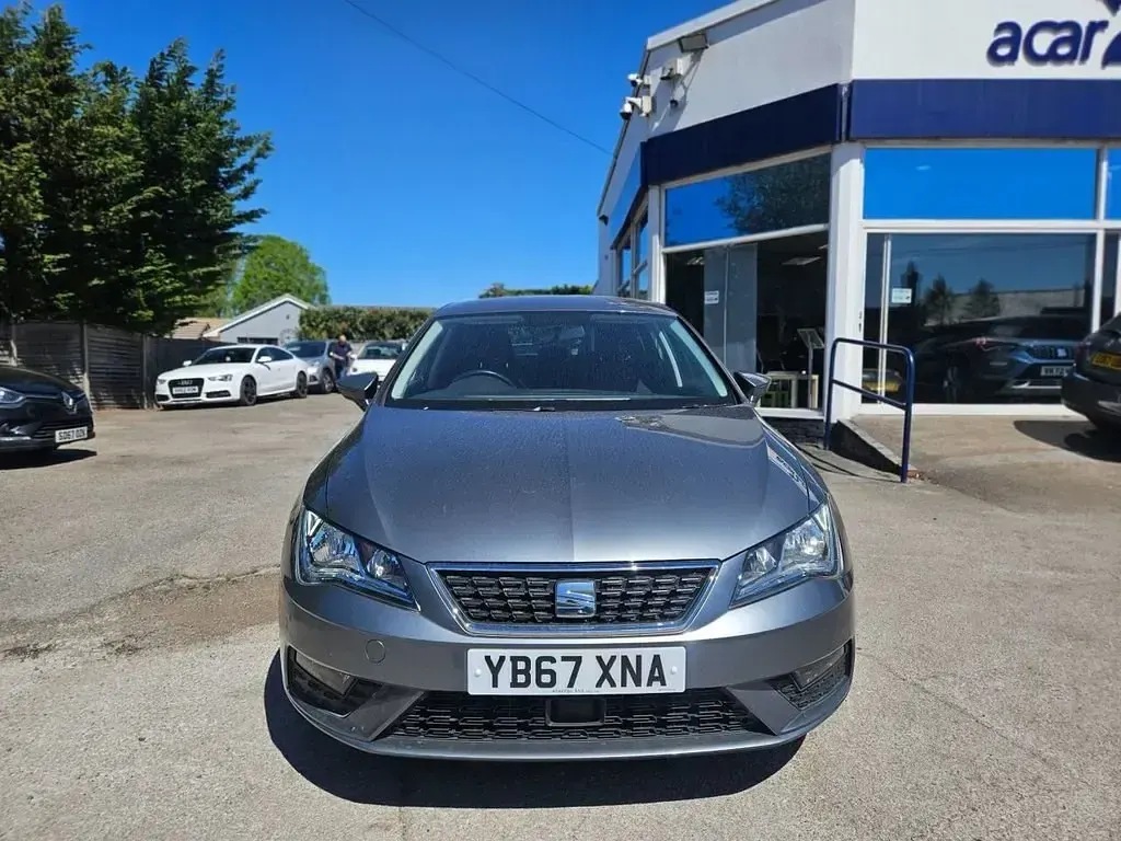Begagnad Seat Leon SE Dynamic 115 HK (84 kW) 2017 Grå Halvkombi